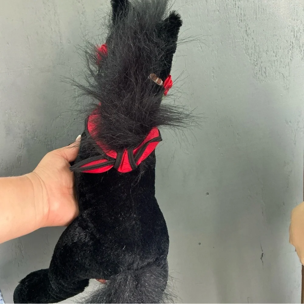 VGU-17”2003 Wells Fargo Bank Legendary  Black Toy Horse StuffedAnimal TOYS R US - Picture 6 of 9